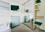Bedroom 1: Ample storage