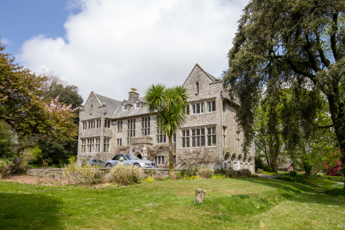 Hengar Manor