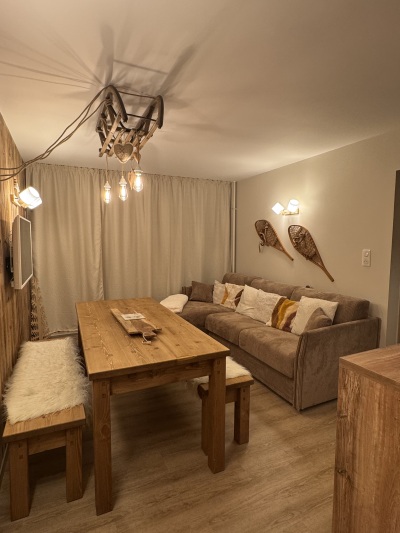 espace repas - rideaux fermés