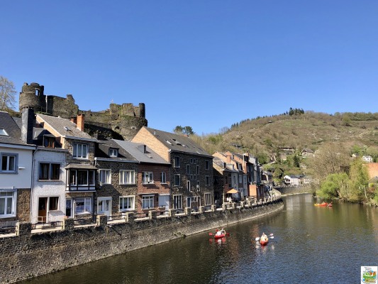 L’Ourthe, le château féodal de la Roche