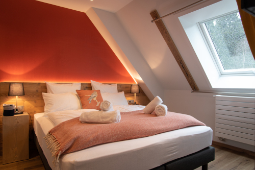 Chambre 2 avec salle de douche partagée