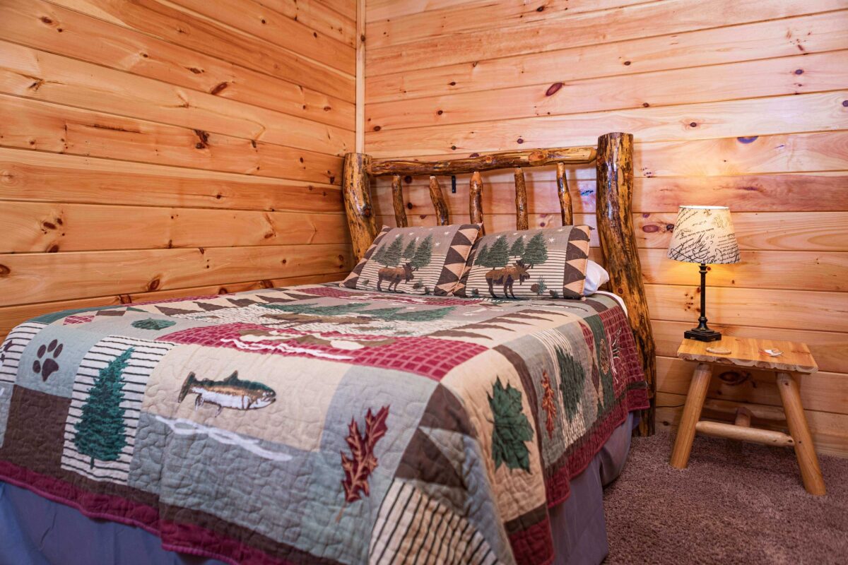 Bear Fork Lodge by Inn & Spa at Cedar Falls Lodges