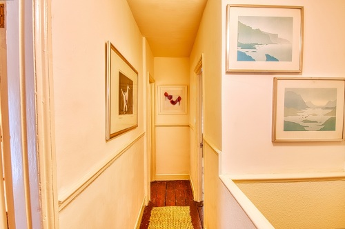 Upstairs hallway to Bedrooms