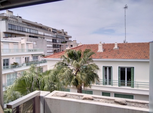 balcon vue ville de la chambre