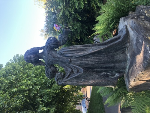 Lorna Doone statue at Dulverton, a great day trip for antiques, ice cream, and a pub lunch.