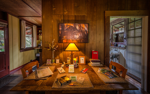 Crater Rim Cabin-Cabin-Private Bathroom-Garden View