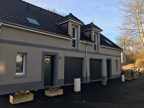 vue de l'extérieur de la location, façade avant