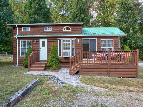 Elk Forrest-Log Cabin-Family-Private Bathroom-Mountain View