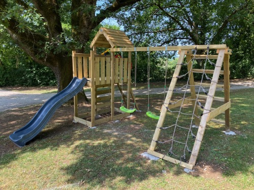 Aire de jeux enfants