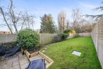 Woodside Cottage - 100m garden with quiet spot at the end for relaxing by the woodland