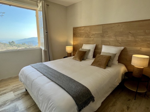 Suite Azura-Suite-Salle de bain privée séparée-Vue mer