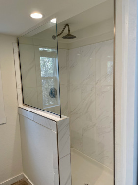 The shower in the Blackbird Cabin features a glass enclosure!