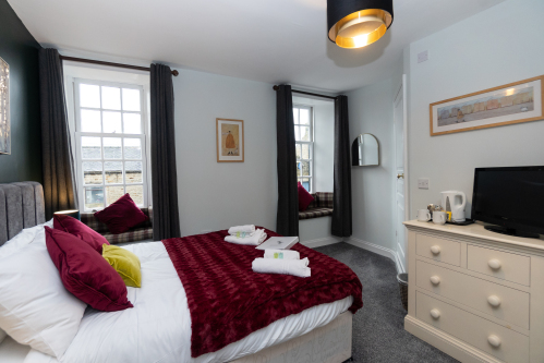 Double room-Comfort-Ensuite with Shower