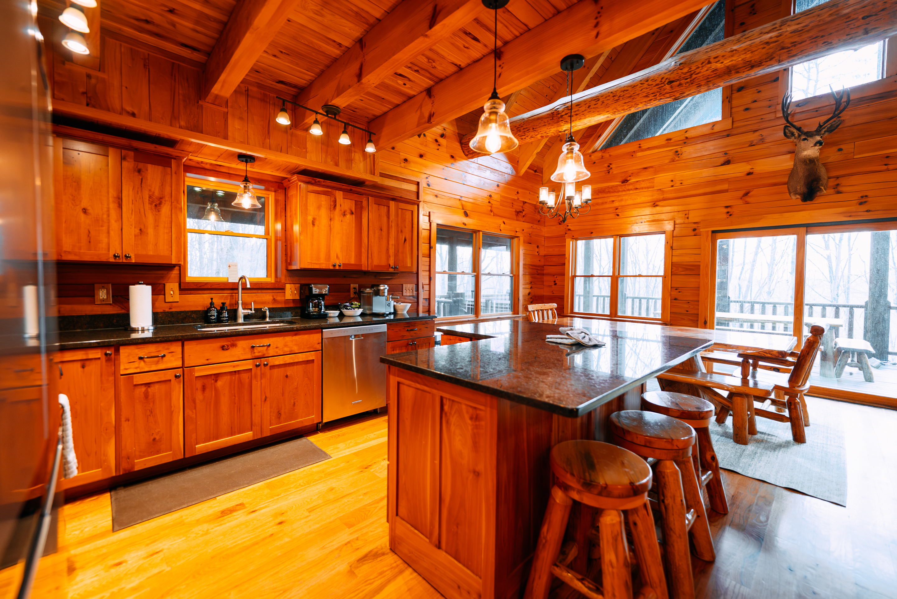 Gray Wolf Lodge | Photo 16