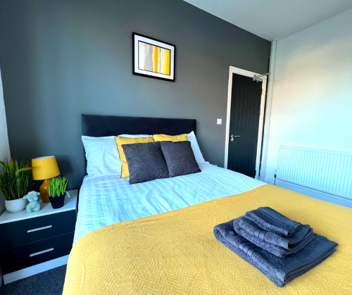 Bedroom One - En suite