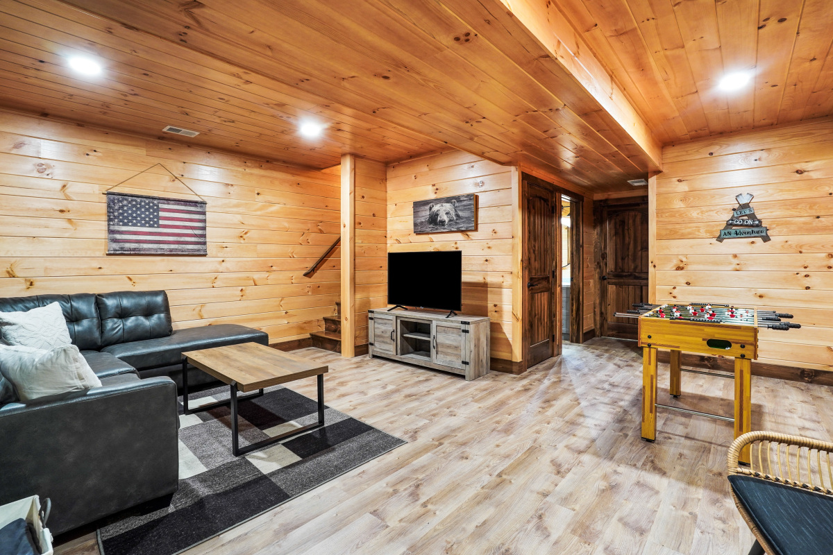 Walkers Retreat by The Retreats Hocking Hills