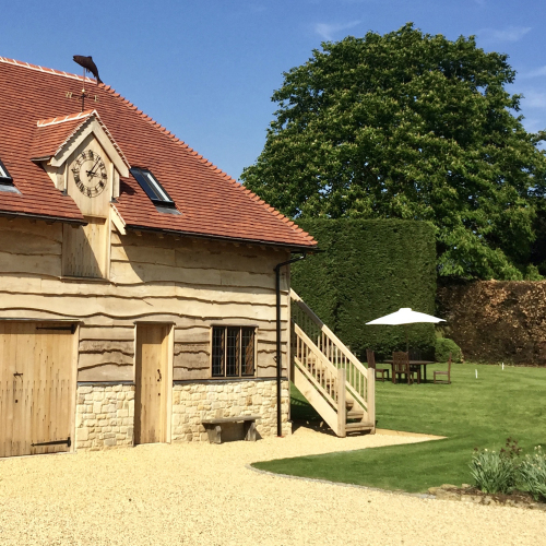 Suite-Deluxe-Ensuite-Countryside view-Coach House