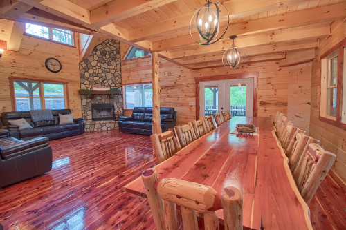 Long Dining Room Table, with Great Room to left, Rustic Cedar Inn 
