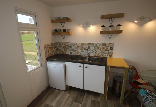 Bluebell / Buttercup kitchenette area