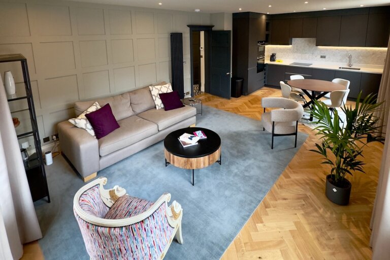 Macbeth’s Corner Luxury Apartment