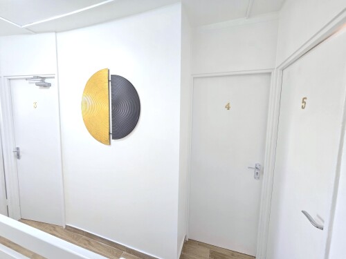 Corridor upper floor
