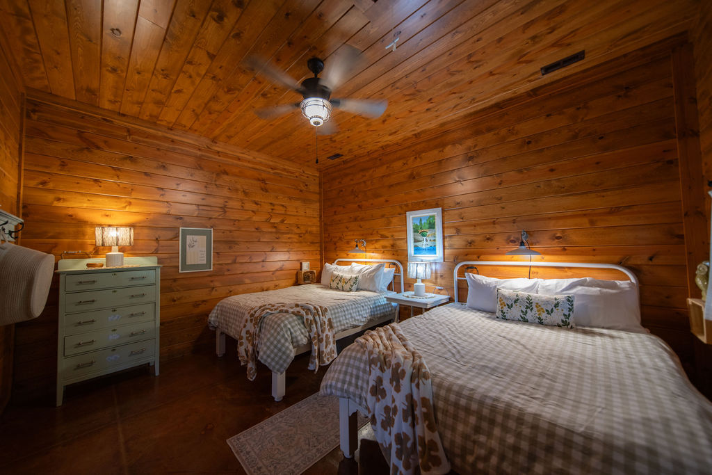 The Farmhouse on Barton | Photo 40