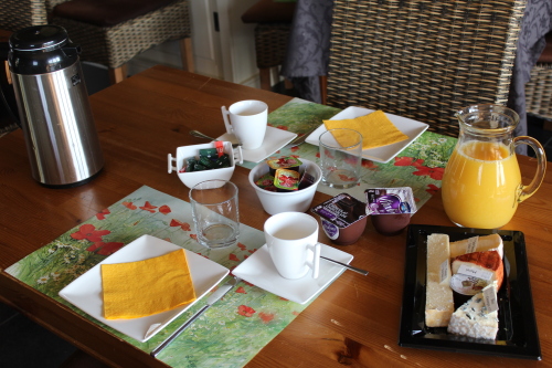 Petit-déjeuner, B&B Chanteloup, Halleux-La Roche-en-Ardenne