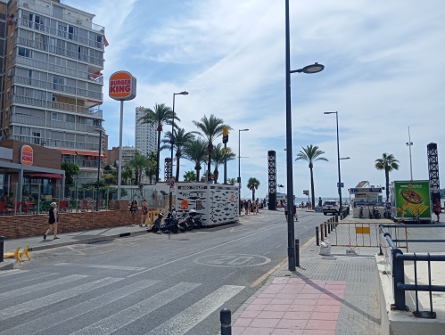 Exterior y acceso