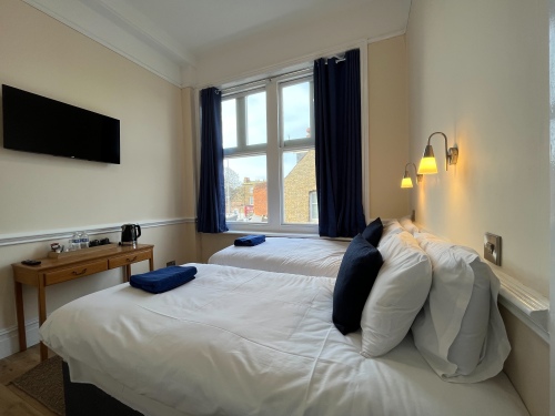 Twin room-Superior-Ensuite with Bath-City View-Executive Twin - Room only Non Refundable