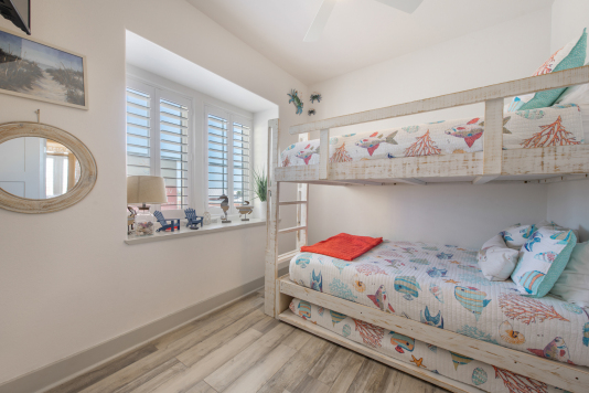 queen over queen bunk beds with twin below