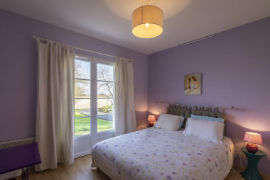 CHAMBRE 2 RDC VUE SUR JARDIN