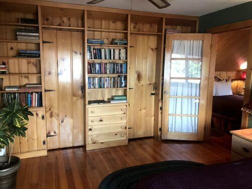 Private Queen Guest Room Library