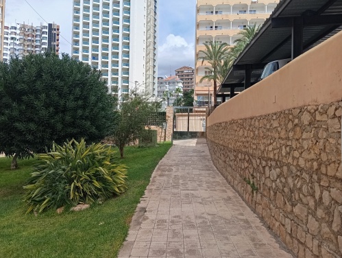 Acceso calle