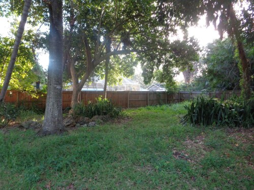 Full 1/4 acre yard with 6 foot privacy fence