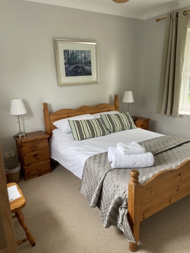 Room 5 Yarlington Mill - private shower room & two bedrooms  - Forest Cottage
