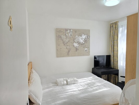 Room 4
