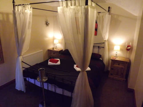Double room-Comfort-Private Bathroom-Street View