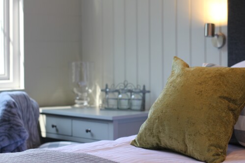 Portkerris room dressing table