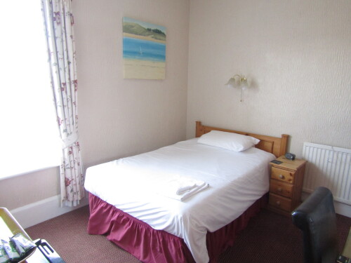 Single room-Ensuite with Shower-Non-Smoking