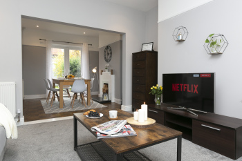 Living room - Smart TV/Netflix/Fast Wifi