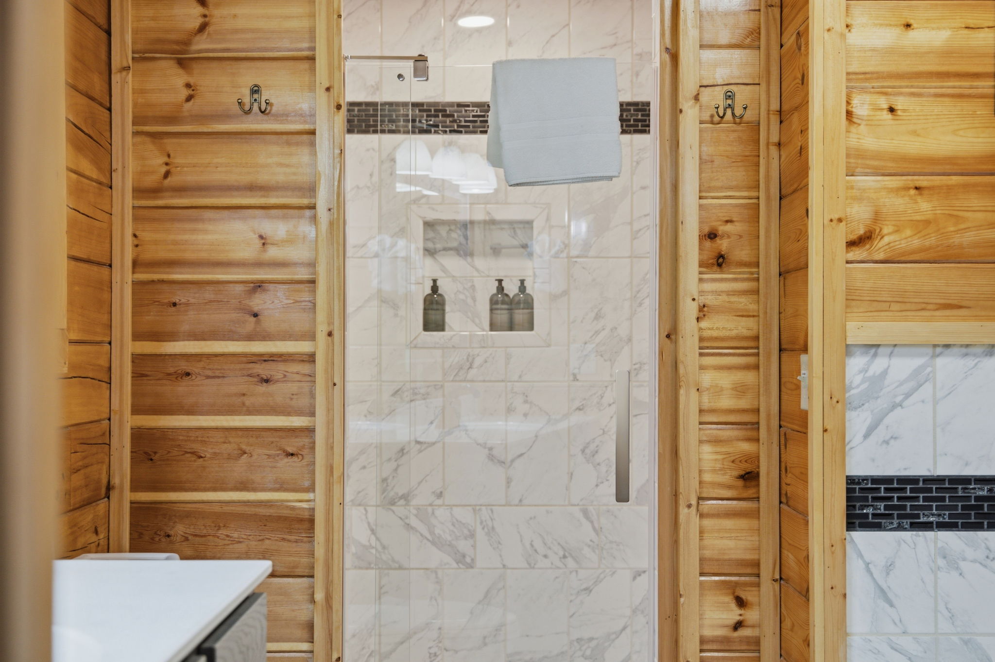 Firefly Hollow Lodge | Photo 35