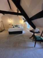 King Ensuite Bedroom