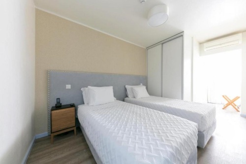 Duplo ou Twin-Casa de Banho com Chuveiro