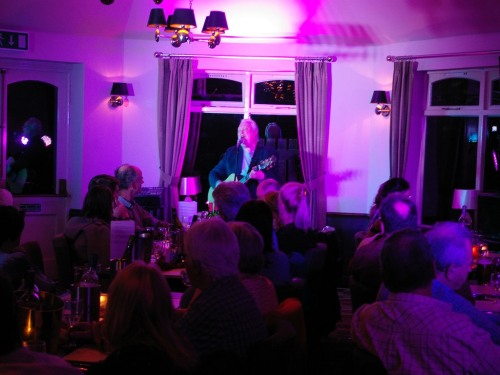 Live music events are regularly held in the dining room