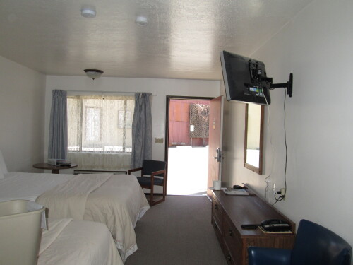 Queen-Ensuite-Standard-Double Queen Bed Room - Base Rate