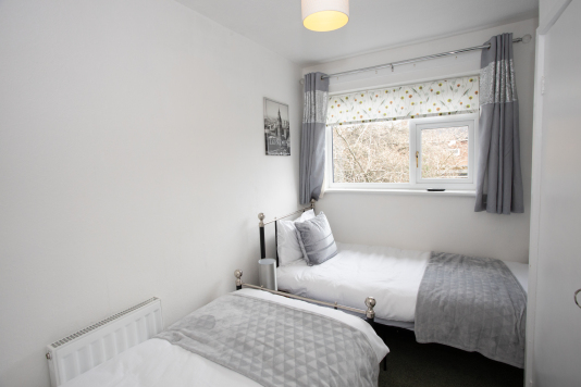 Single Beds - Bedroom 4