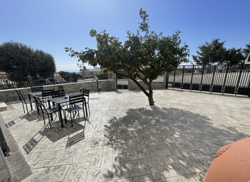 Area esterna - Parcheggio