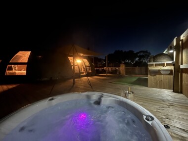 Hot tub