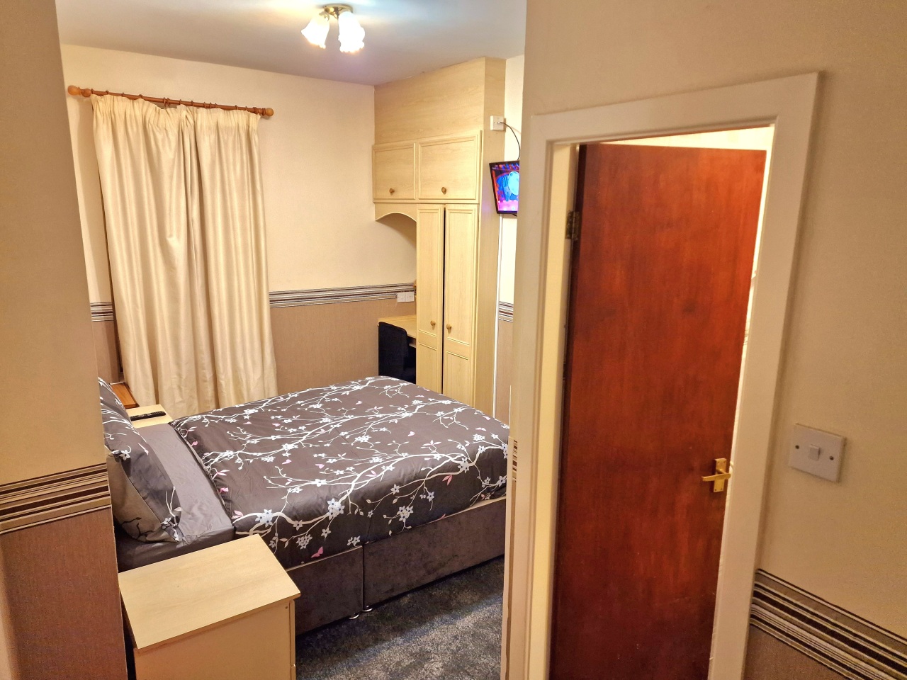 Sleep Well Hotel, Blackpool Rooms