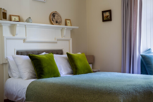 Wren - Bedroom